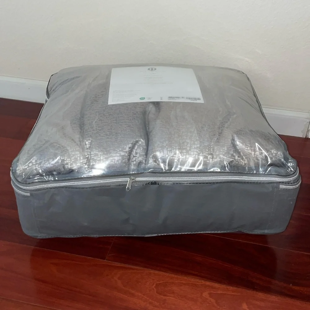 Macy HOTEL COLLECTION TERRA COMFORTER + 2 STANDARD SHAMS 3 PIECE SET